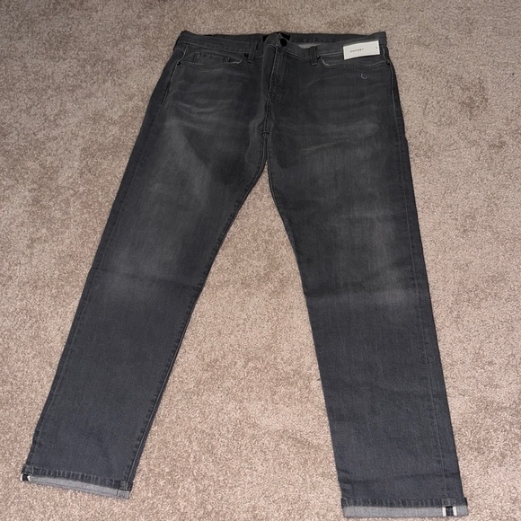 J Brand Jeans - Picture 1 of 5